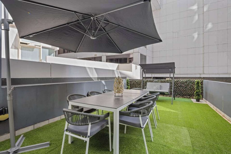 A large balcony *(Please note astro turf has been removed due to maintenence reasons).