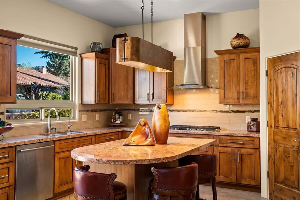 Whether you`re whipping up breakfast or entertaining at sunset, the fully stocked kitchen has everything you need