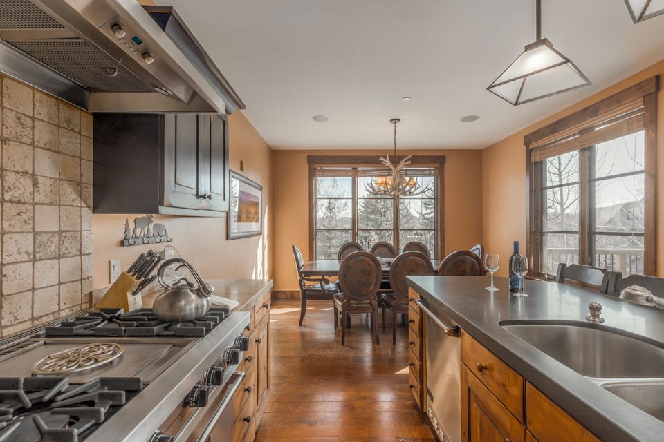 Private kitchen