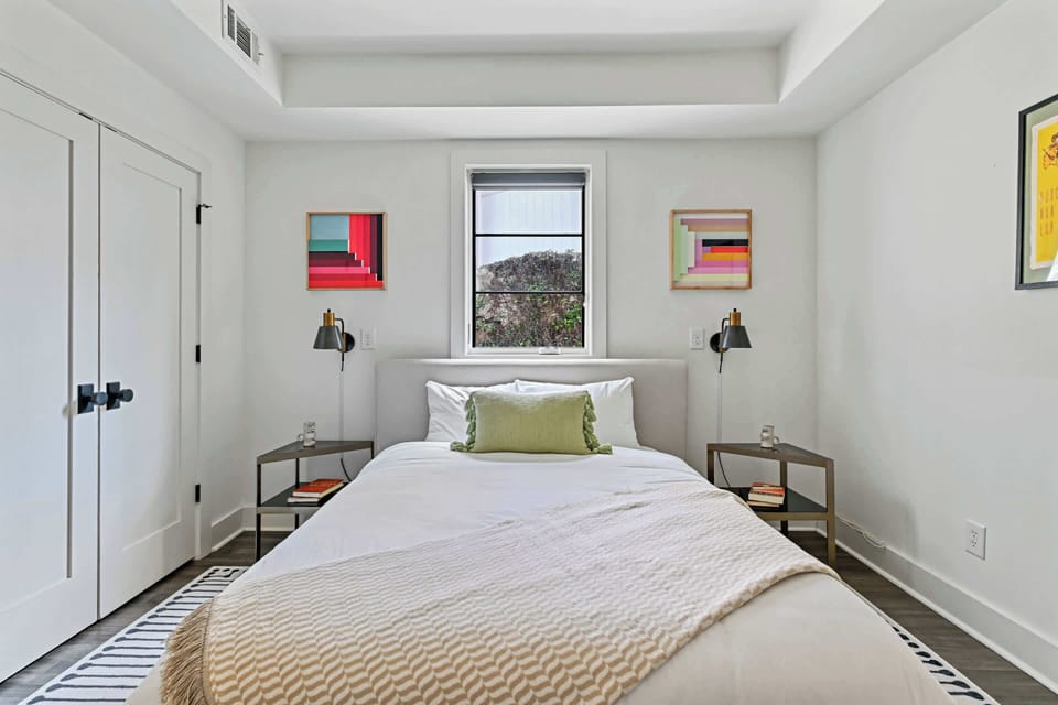 24 Bedroom