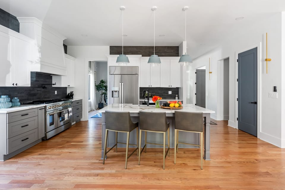 16 Kitchen