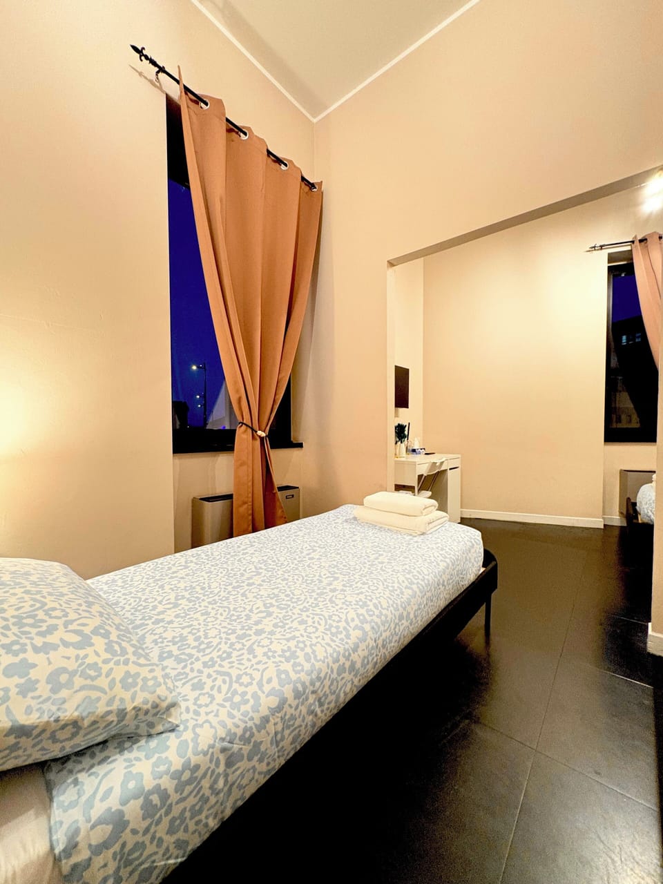 Classic Single Room, City View | Desk, soundproofing, free WiFi