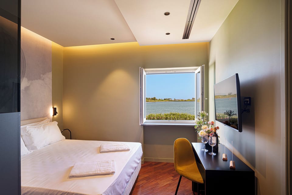 Deluxe Double Room, Lake View | View from room