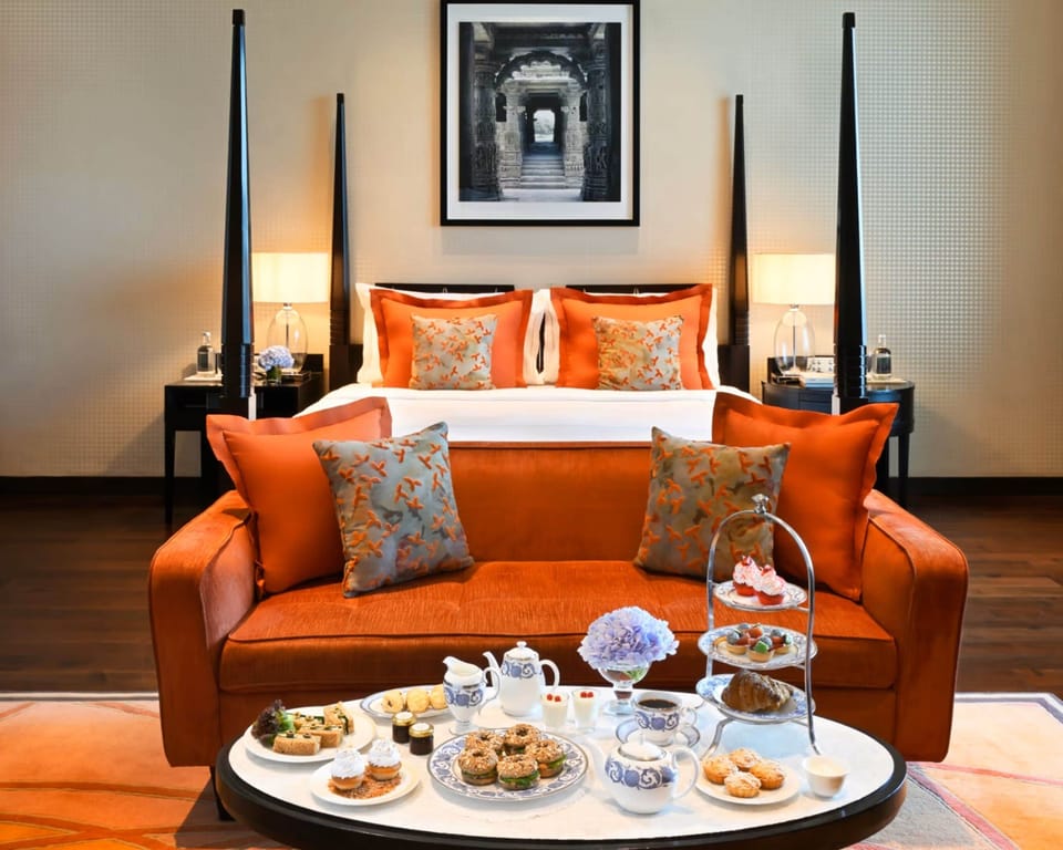 Junior Suite with Breakfast, One Way Airport Transfers, Evening Cocktail Hours & High-Tea. | Premium bedding, minibar, in-room safe, individually furnished