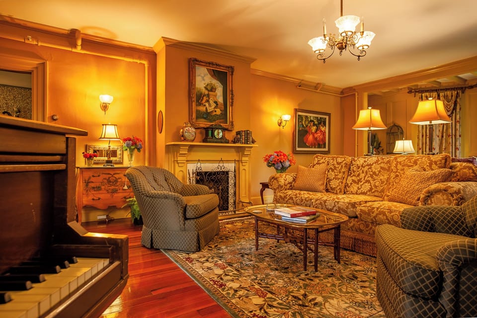 30-inch flat-screen TV with cable channels, fireplace