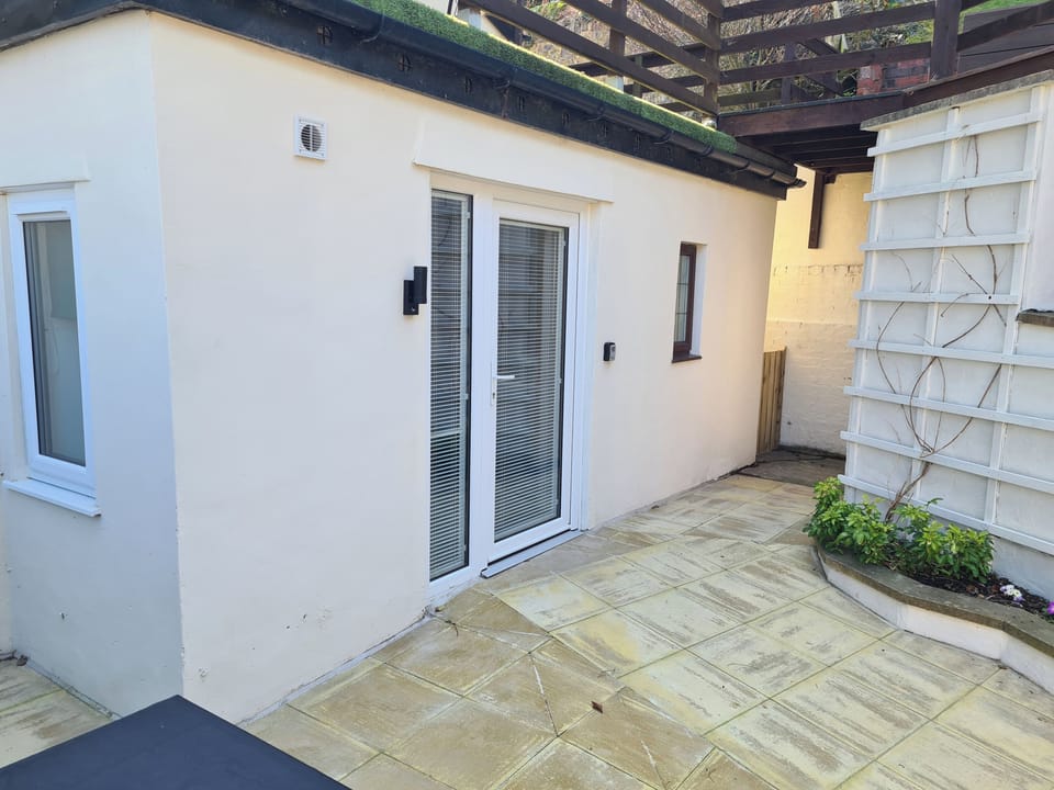 Cottage | Exterior detail