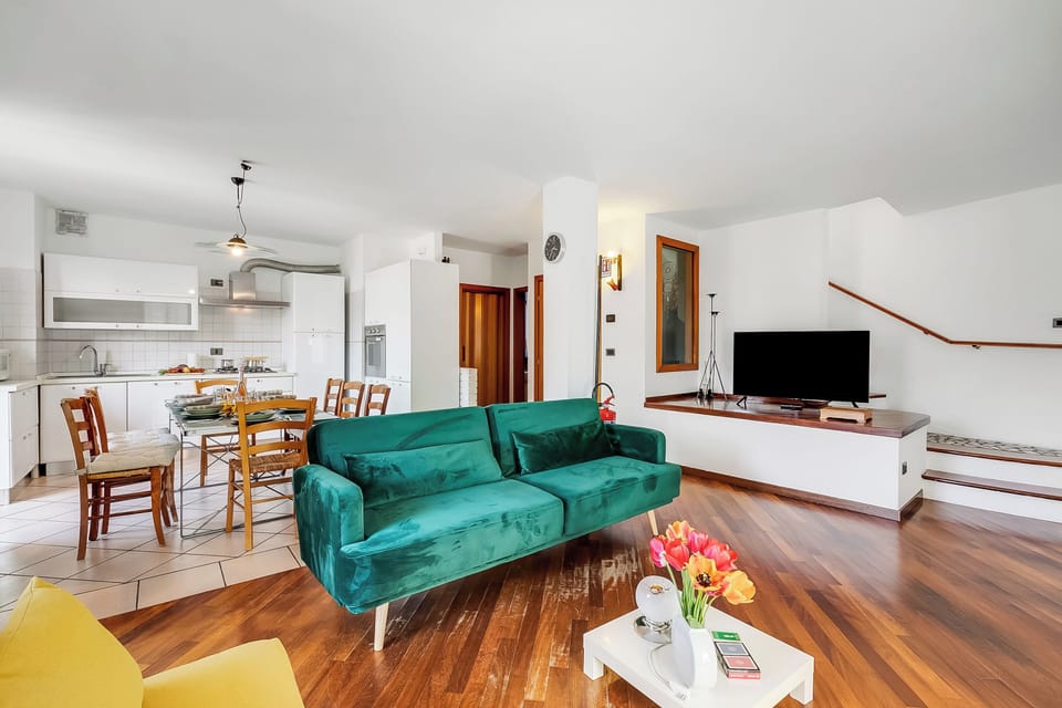 Standard Apartment, 3 Bedrooms, Balcony (Casa Del Profeta) | Living area | Smart TV
