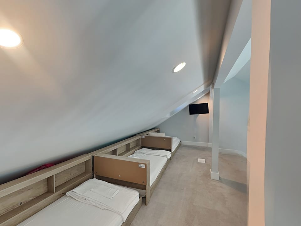 Bonus Loft, Second Floor