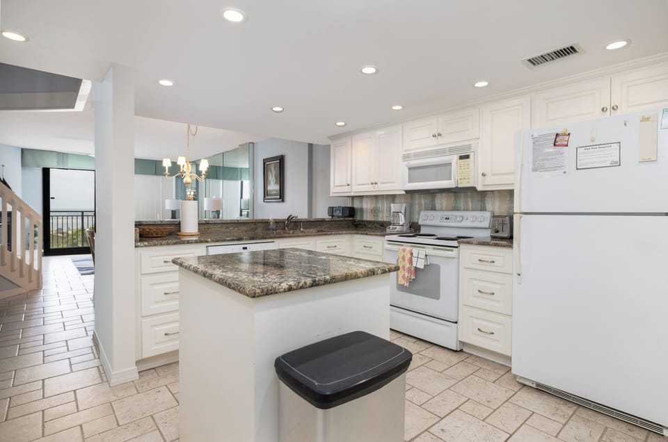 Bright and airy fully equipped kitchen