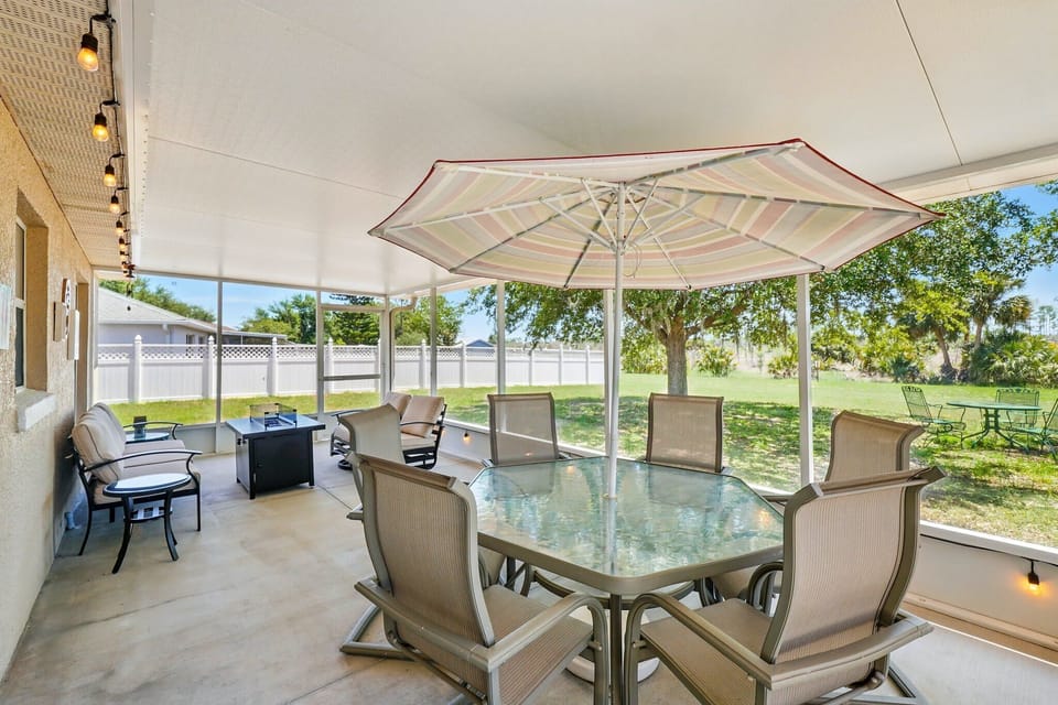 Shaded Serenity Lounge