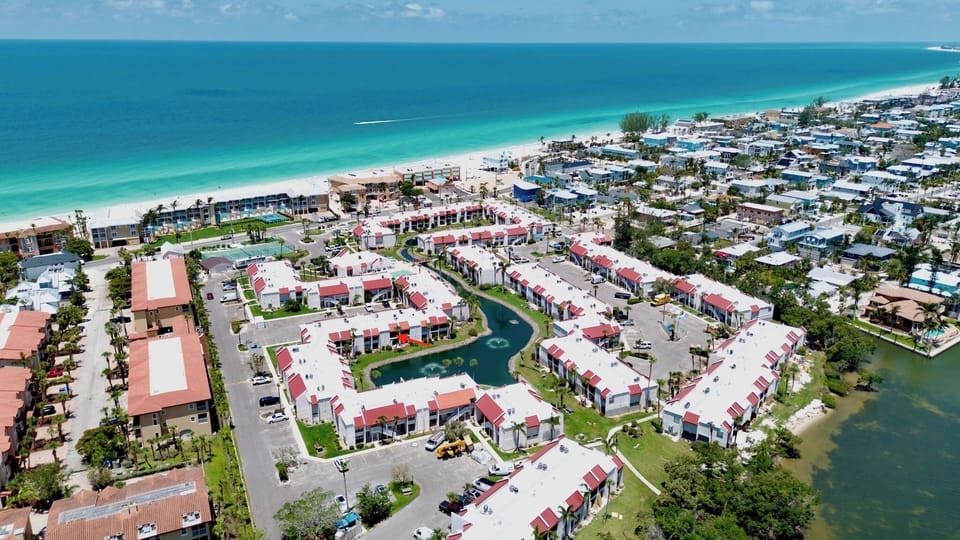 Runaway Bay Unit 273 by Anna Maria Vacations