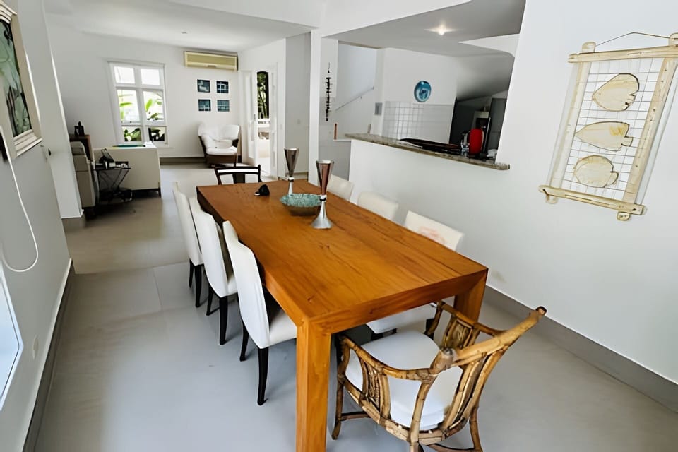 Villa | Dining