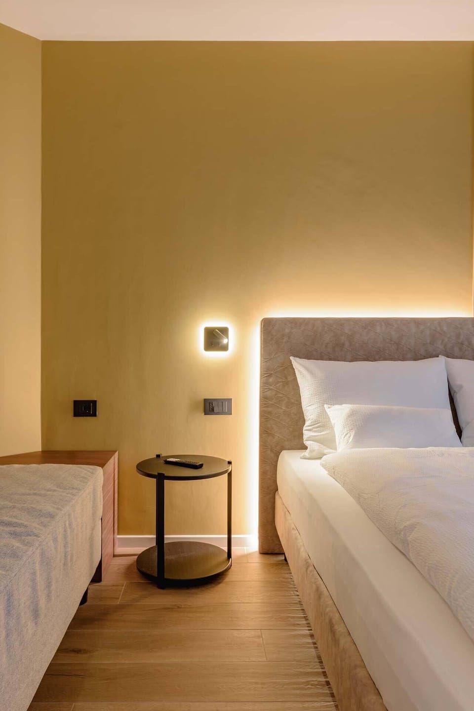 HADERBURG Comfort | Free minibar, in-room safe, desk, laptop workspace