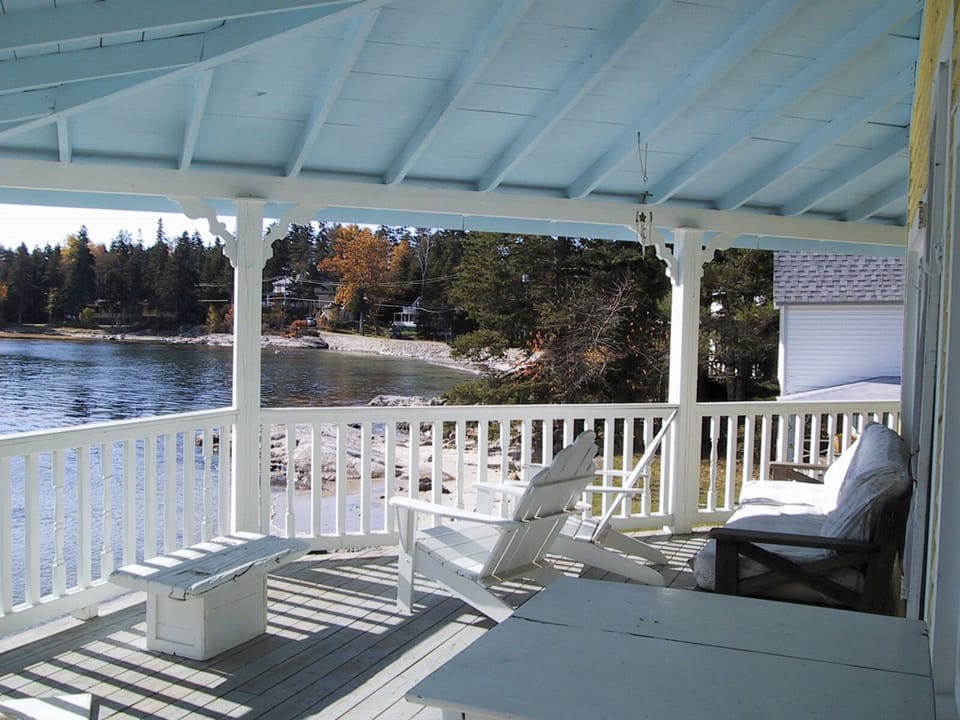 Porch and sitting area