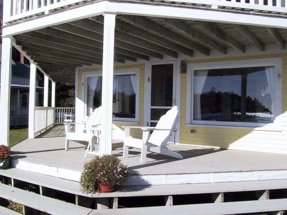 Porch downstairs
