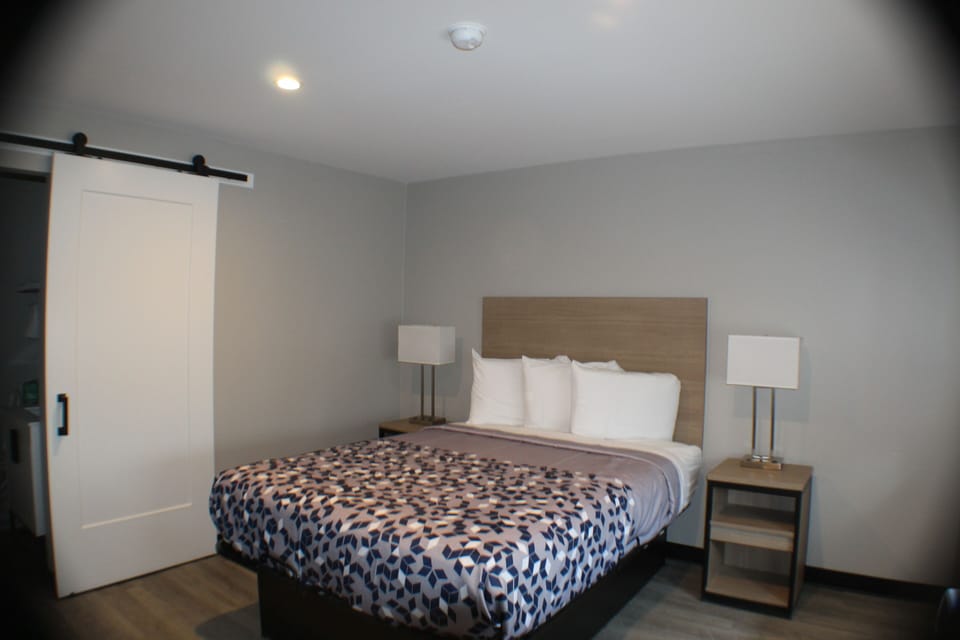 Standard Single Room | WiFi (free)