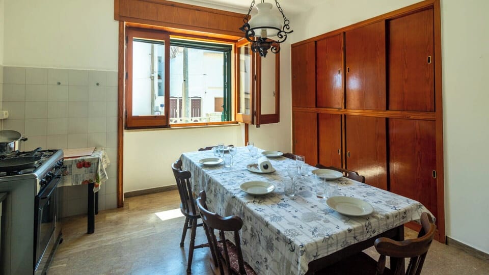 Comfort Villa, Beach View | Private kitchen | Espresso maker, coffee/tea maker, electric kettle