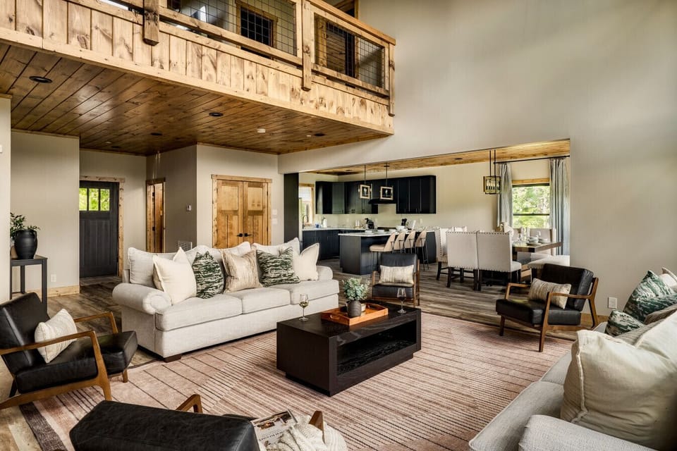 A spacious living area with plenty of seating for everyone!