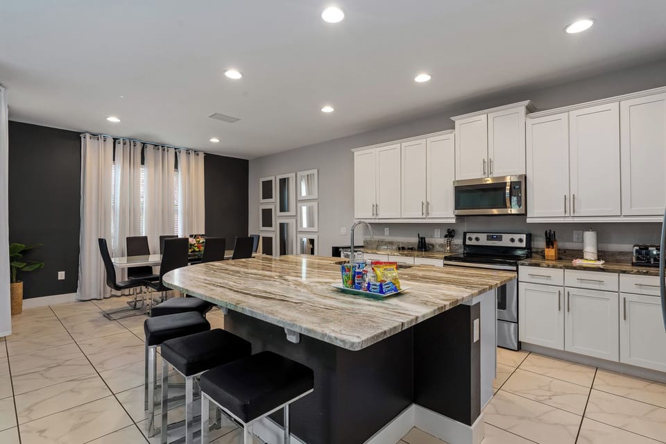 Bright open-concept space designed for togetherness. Cook, dine, and celebrate all in one spot!