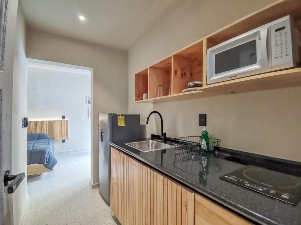 Comfort Room | Private kitchen