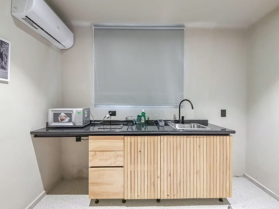 Single Room | Private kitchen