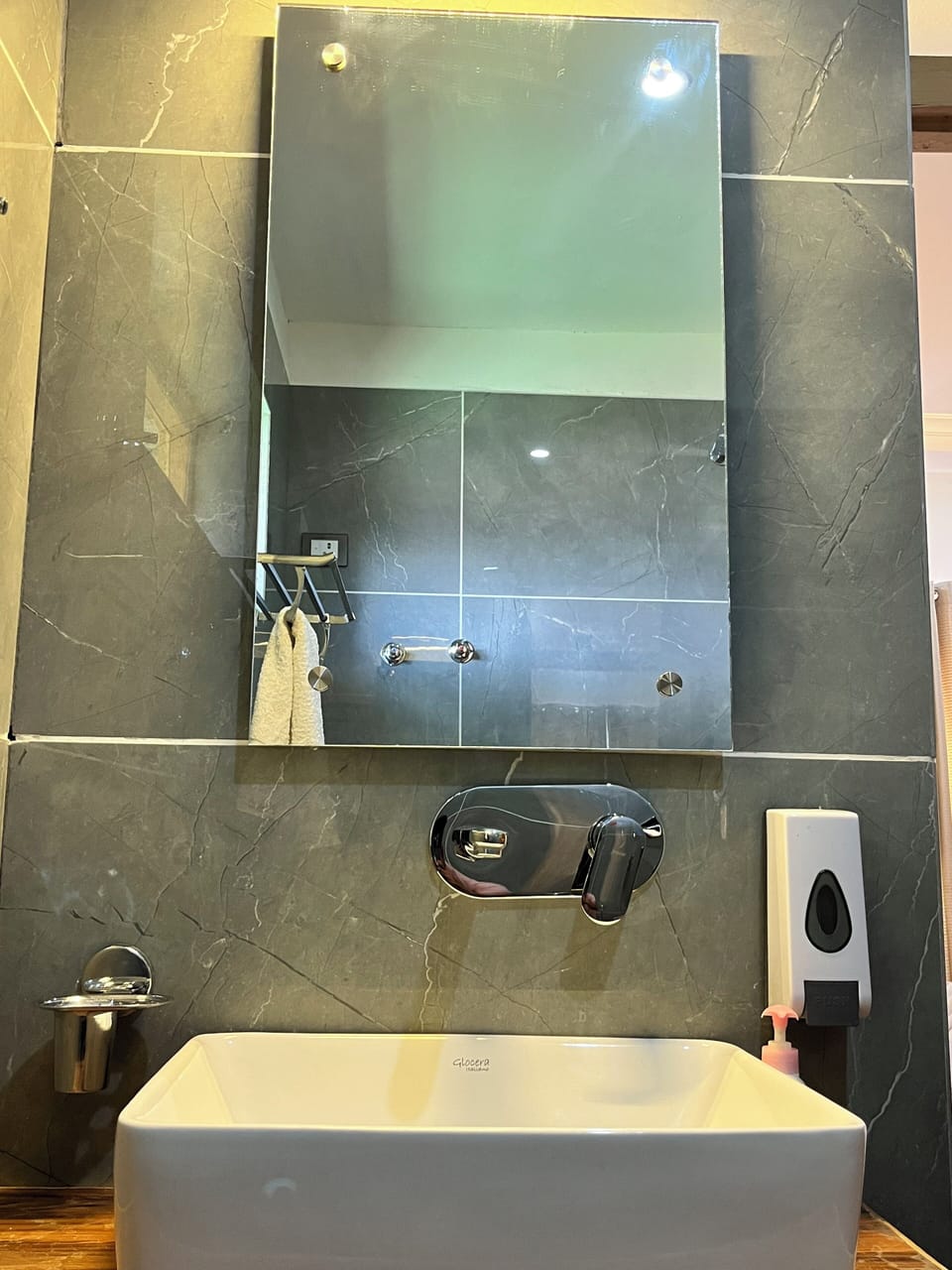 Deluxe Double Room, Balcony, Mountain View | Bathroom | Free toiletries, slippers, bidet, soap