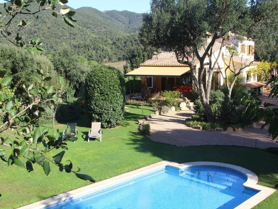 Holiday Home Swimming Pool