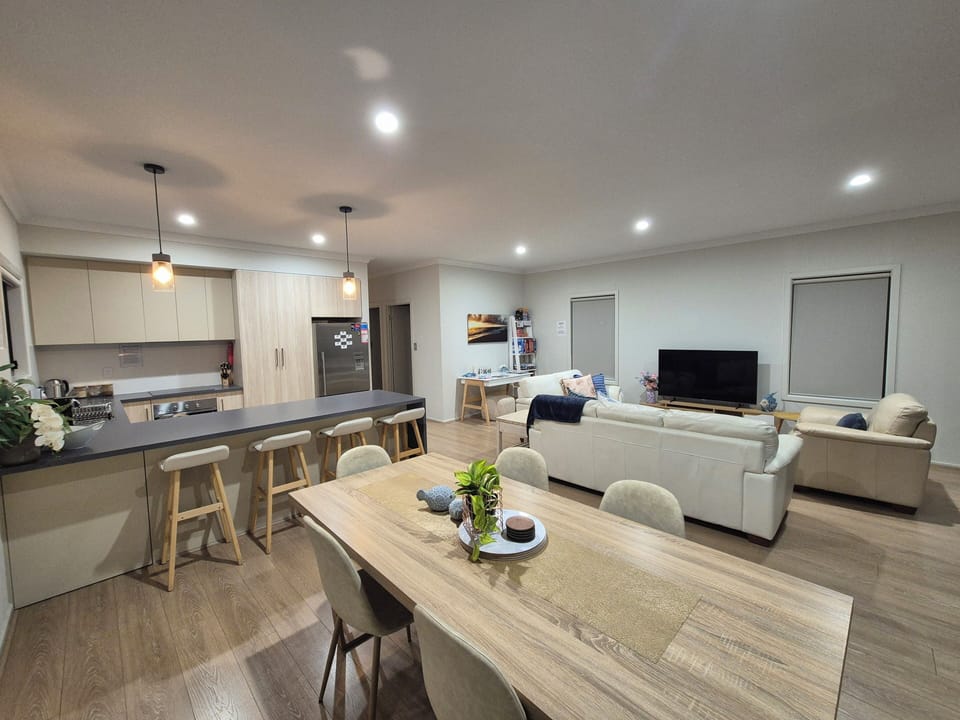 Large Open Plan Living/Kitchen/Meals