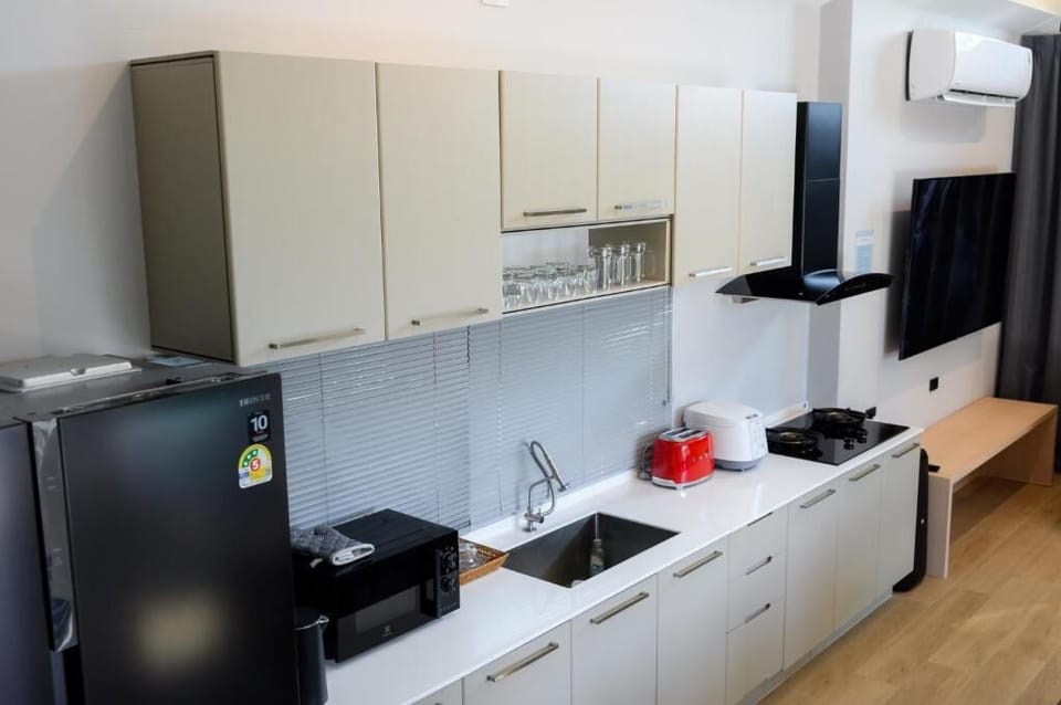 Villa, Pool View | Shared kitchen