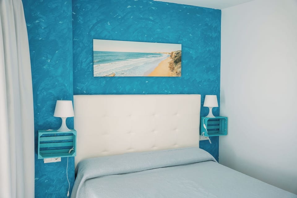 Double room 4, Partial Sea View | Soundproofing, free WiFi