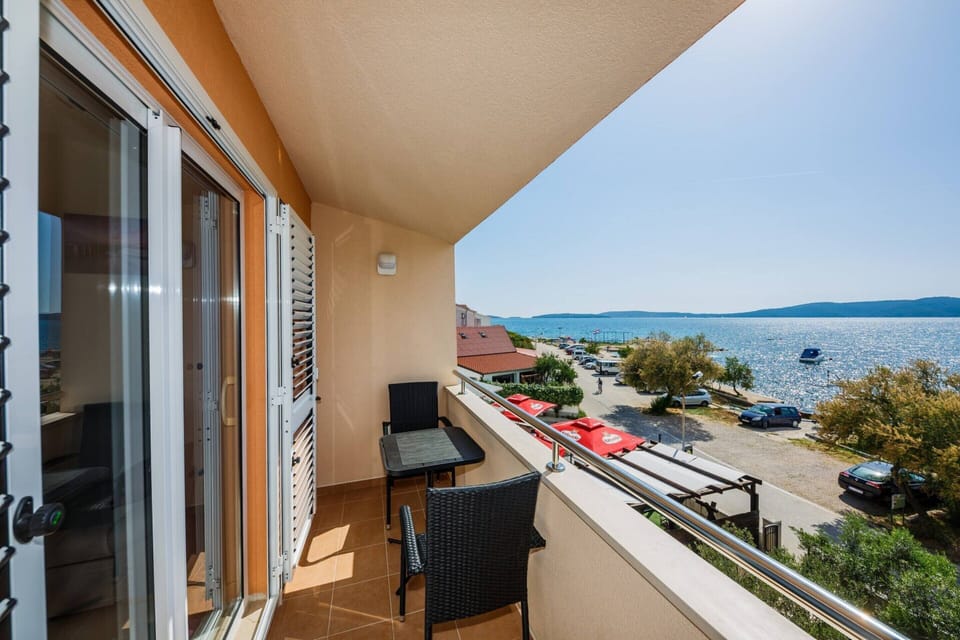 Apartment | Balcony