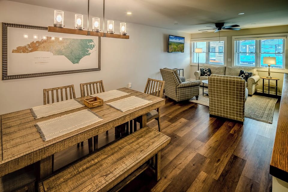 Lovely living space with queen sleeper sofa.