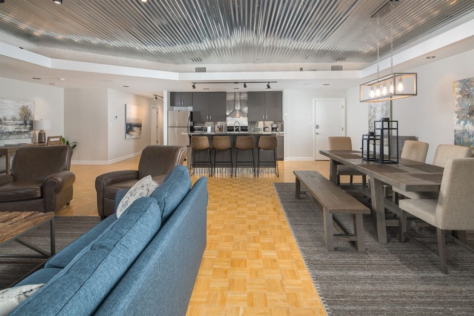 Such an uptown vibe.