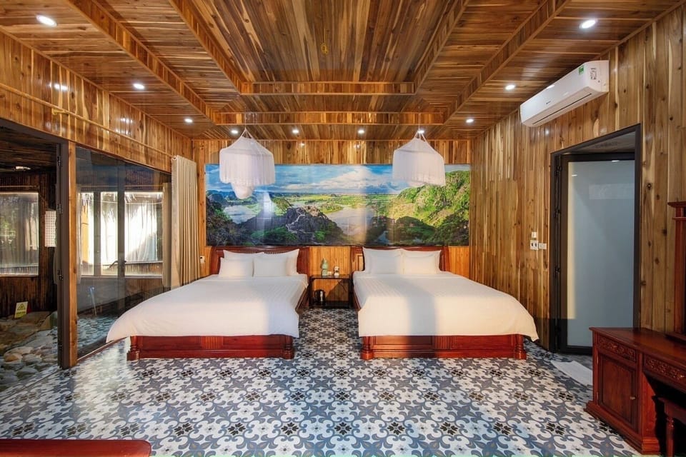 Family Room, Private Pool | Minibar, in-room safe, desk, soundproofing