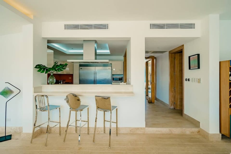 House | 4 bedrooms, high-speed internet