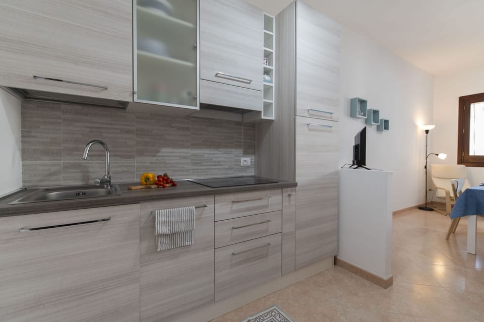 House, Smoking | 2 bedrooms