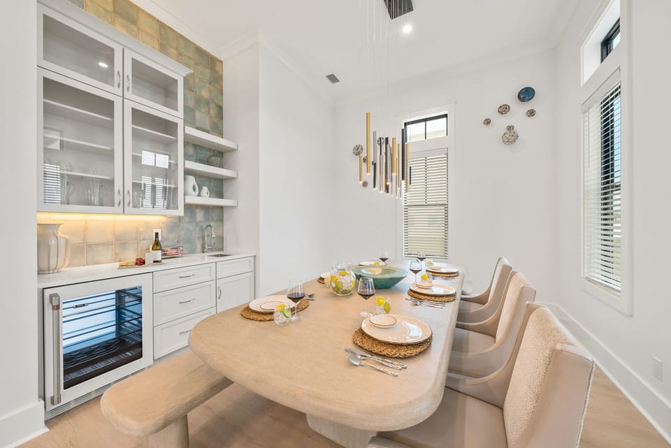dining room and wet bar