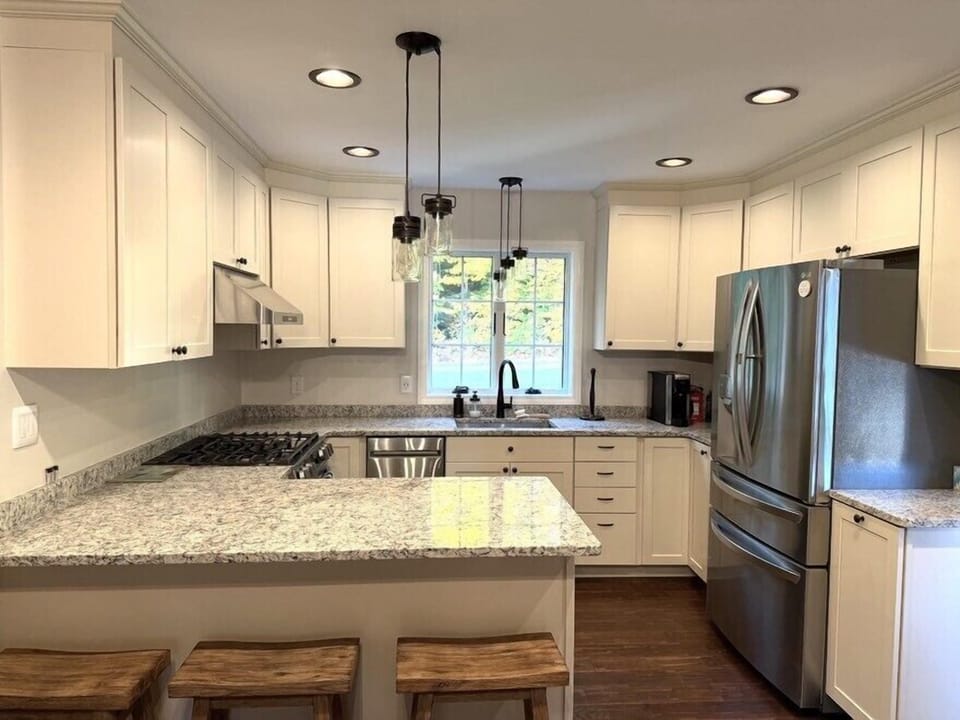 Beautiful and Bright Kitchen