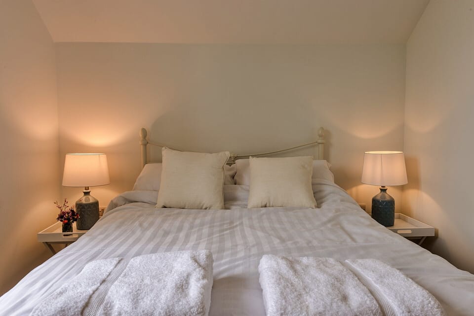 Cottage | 7 bedrooms, iron/ironing board