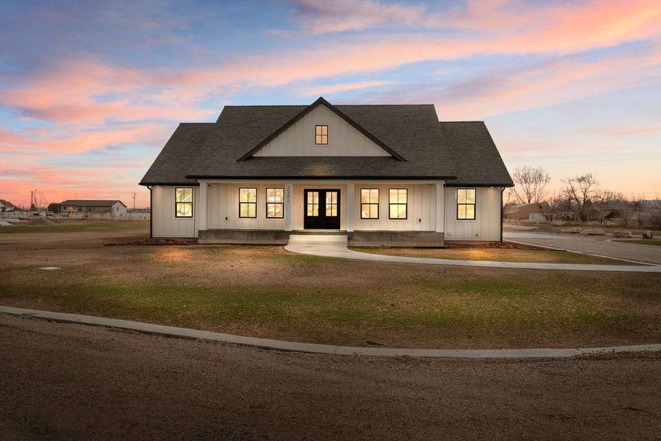 Architecture, Building, Outdoors, Countryside, Hut
