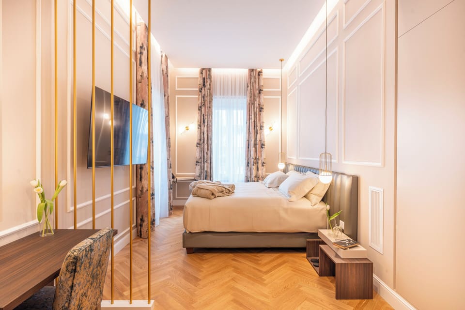 SMERALDO SUITE | 1 bedroom, premium bedding, down comforters, pillowtop beds