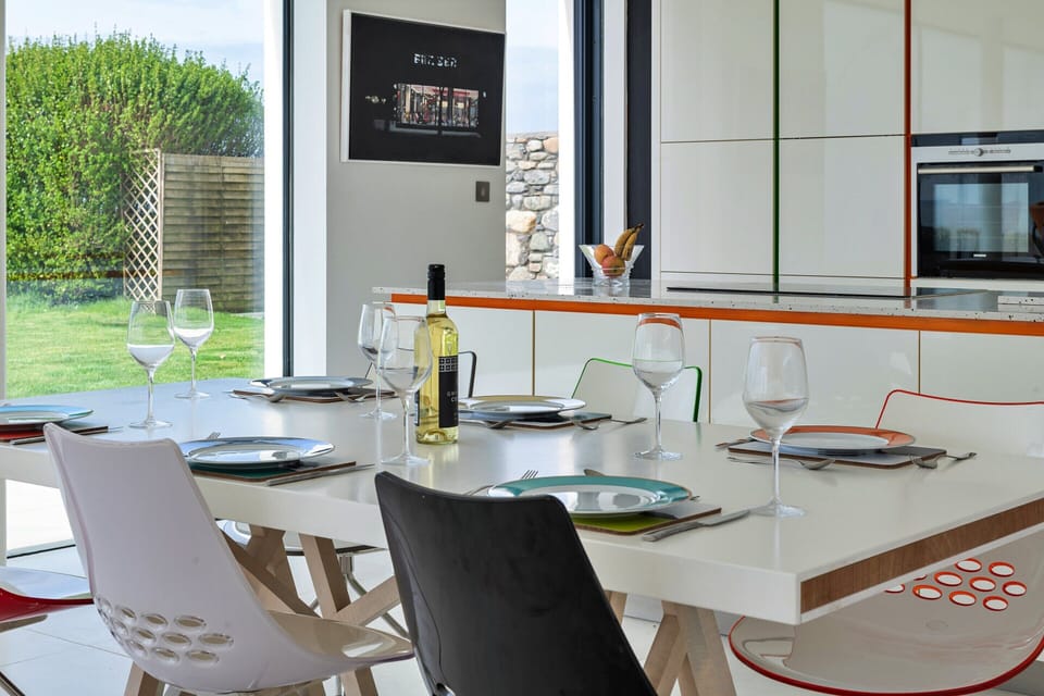 House | Dining