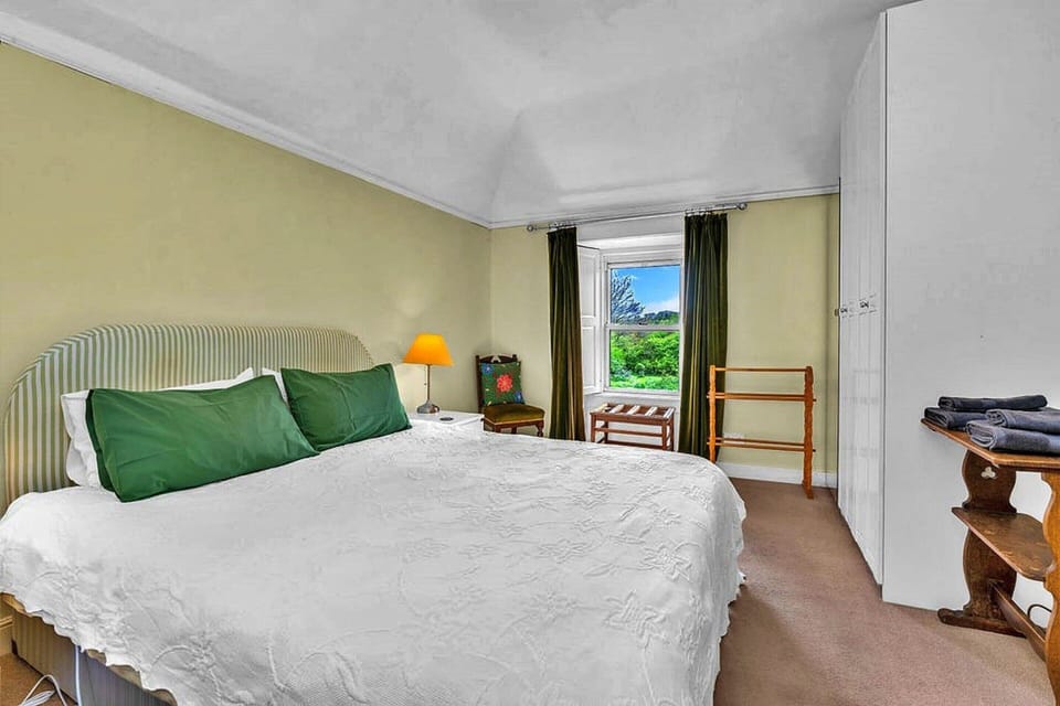 Historical Cottage Near Preston Mill, No Deposit Cottage in Scotland