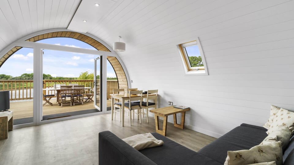 Chalet | Dining