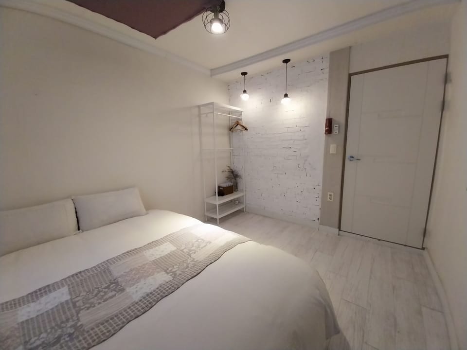 Standard Double Room | Iron/ironing board, free WiFi, bed sheets