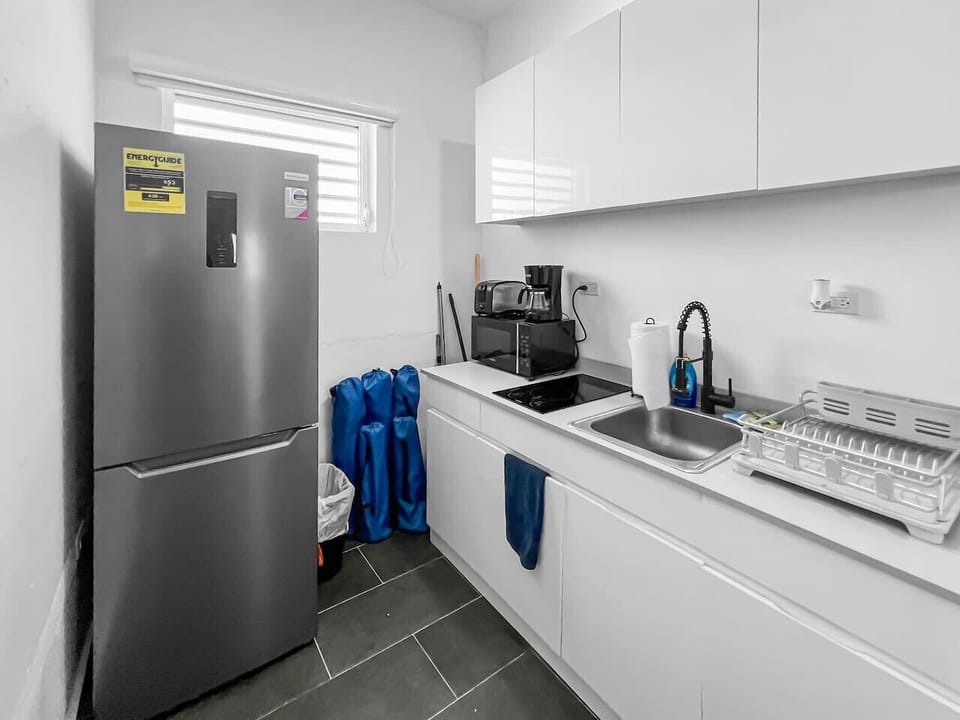 Modern kitchen space crafted for effortless cooking and everyday ease