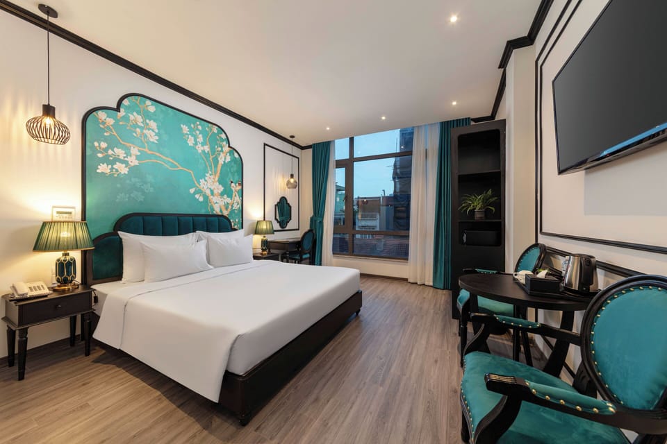 Deluxe Double Room, City View | Egyptian cotton sheets, premium bedding, down comforters