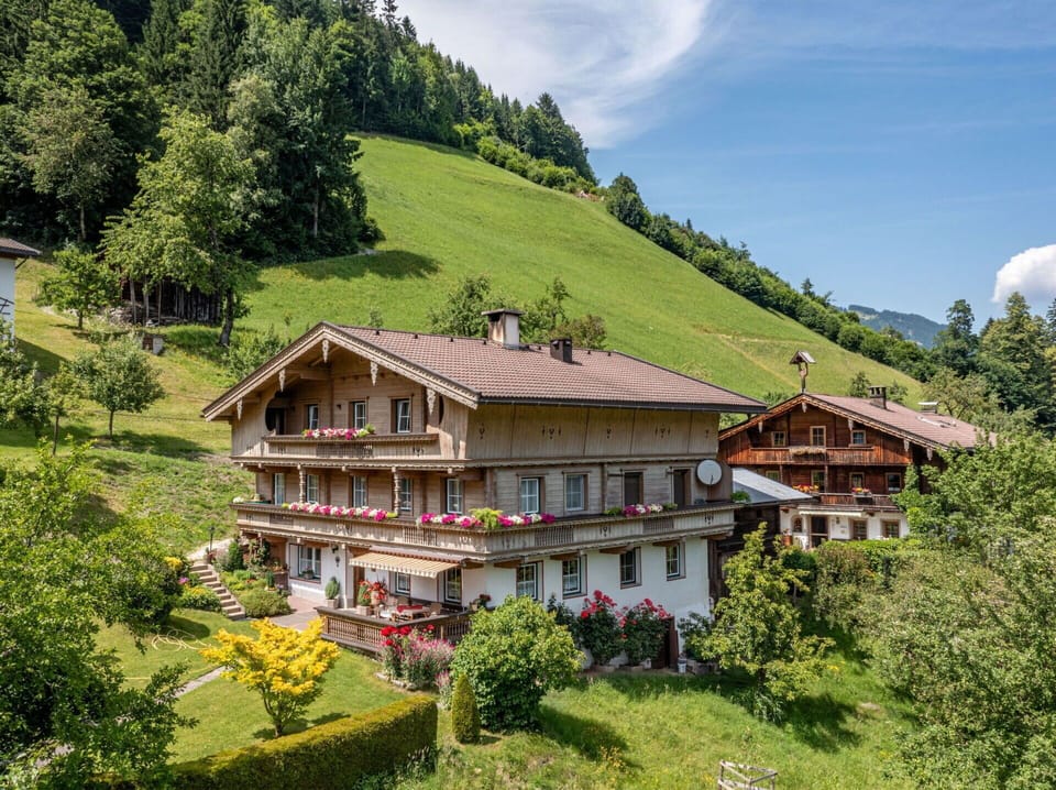 House, Home, Cottage, Rural Area, Roof, Estate, Farmhouse, Garden, Village