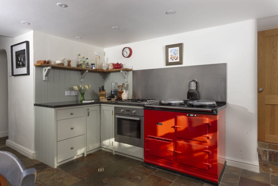 Sparnal Stitch, Rock. Ground floor: With a characterful Aga, perfect for slow-cooked meals