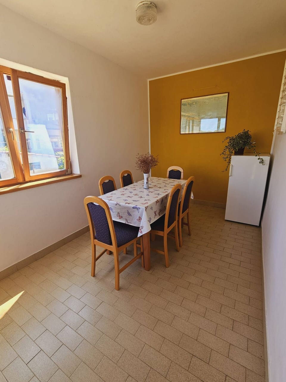 Apartment | Dining
